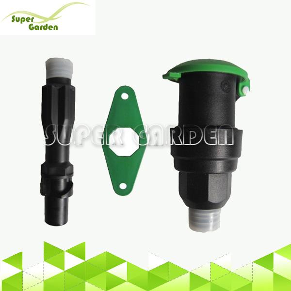 Lawn sprinkler system plastic quick coupling valve